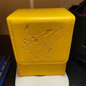Pokémon cardholder